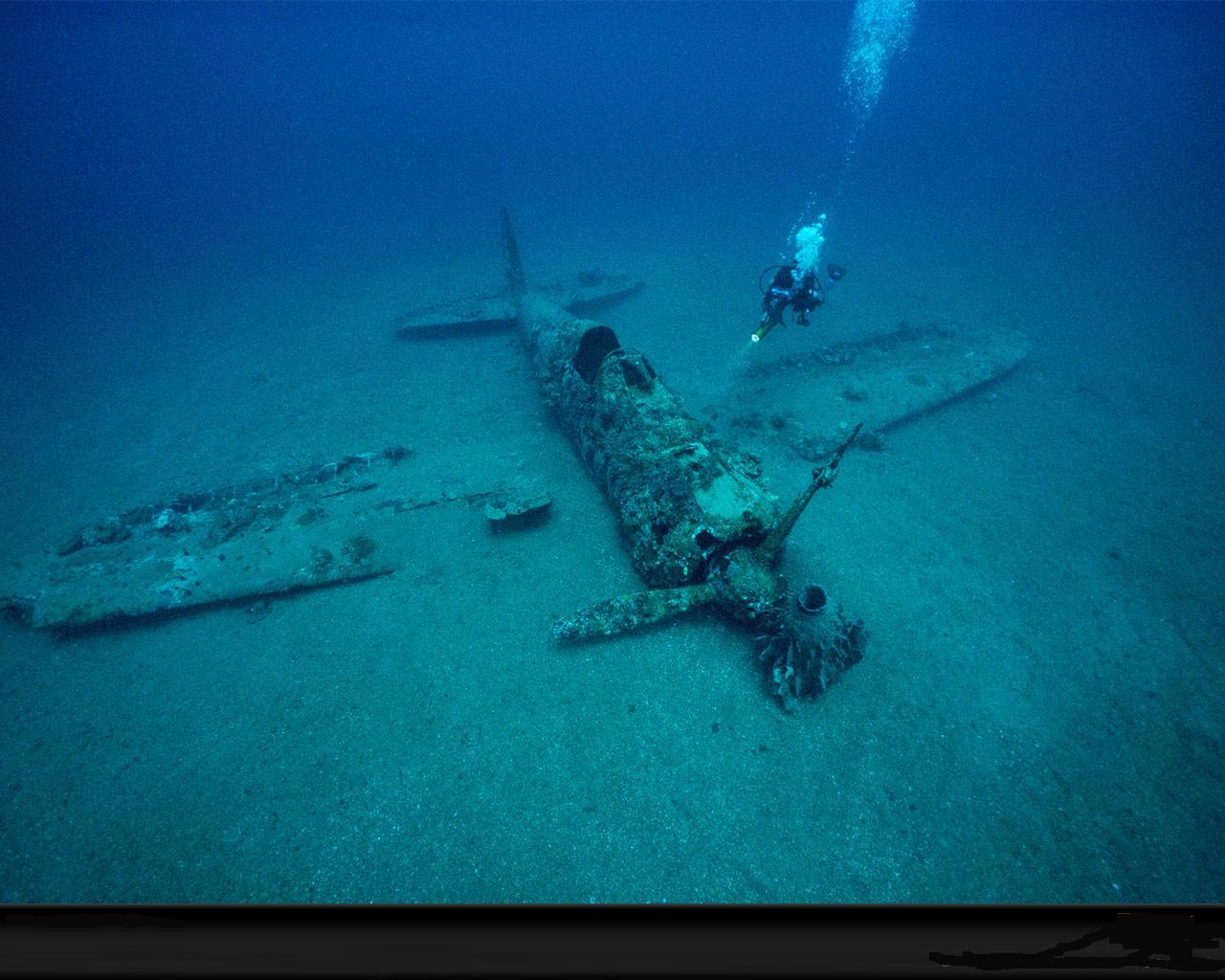 затонувшие самолеты фото